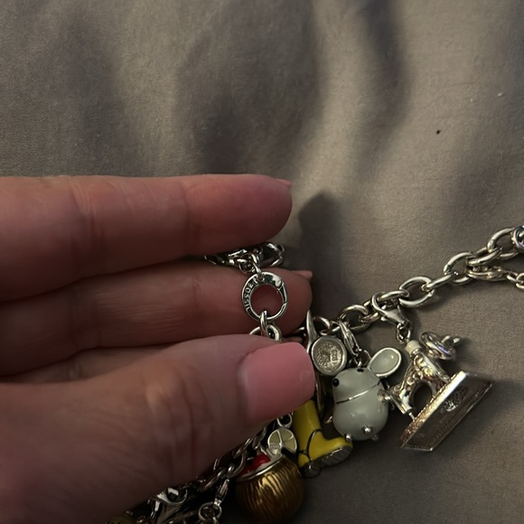 Sterling silver charm bracelet, some charms are Fossil, all are 925 silver - Picture 5 of 6